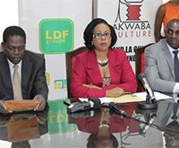 CBZAAAAA1BMVEUAAACnej3aAAAAAXRSTlMAQObYZgAAABtJREFUGBntwTEBAAAAwiD7p14ND2AAAAAA9wIQwgABU854DgAAAABJRU5ErkJggg==