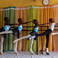 HANUAAAAAAE4BFFAAAdoeEWgAAAAASUVORK5CYII=