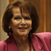 HANUAAAAAAE4BFFAAAdoeEWgAAAAASUVORK5CYII=