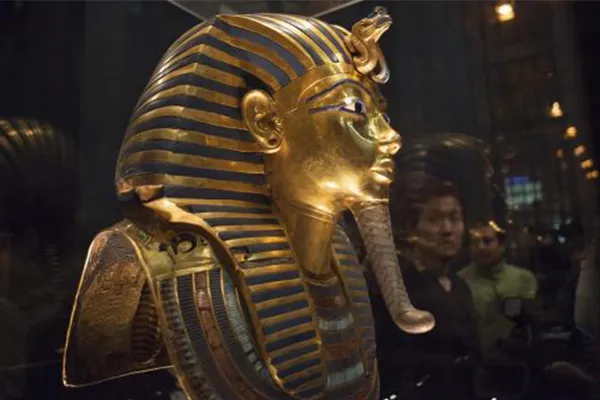 600 Pharaon