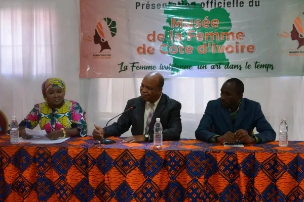 Presentation Du Musée De La Femme En Côte DIvoire Crop