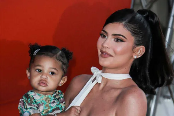 Kylie Jenner Offre Un Poney De 200.000 Dollars à Sa Fille