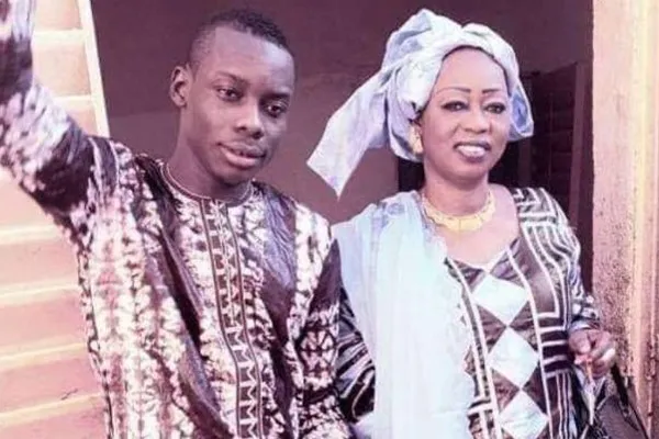 Sidiki Diabat&eacute; Et Sa M&egrave;re