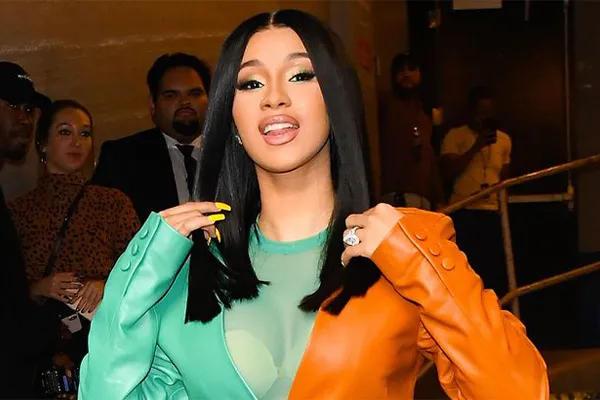 Cardi B 2